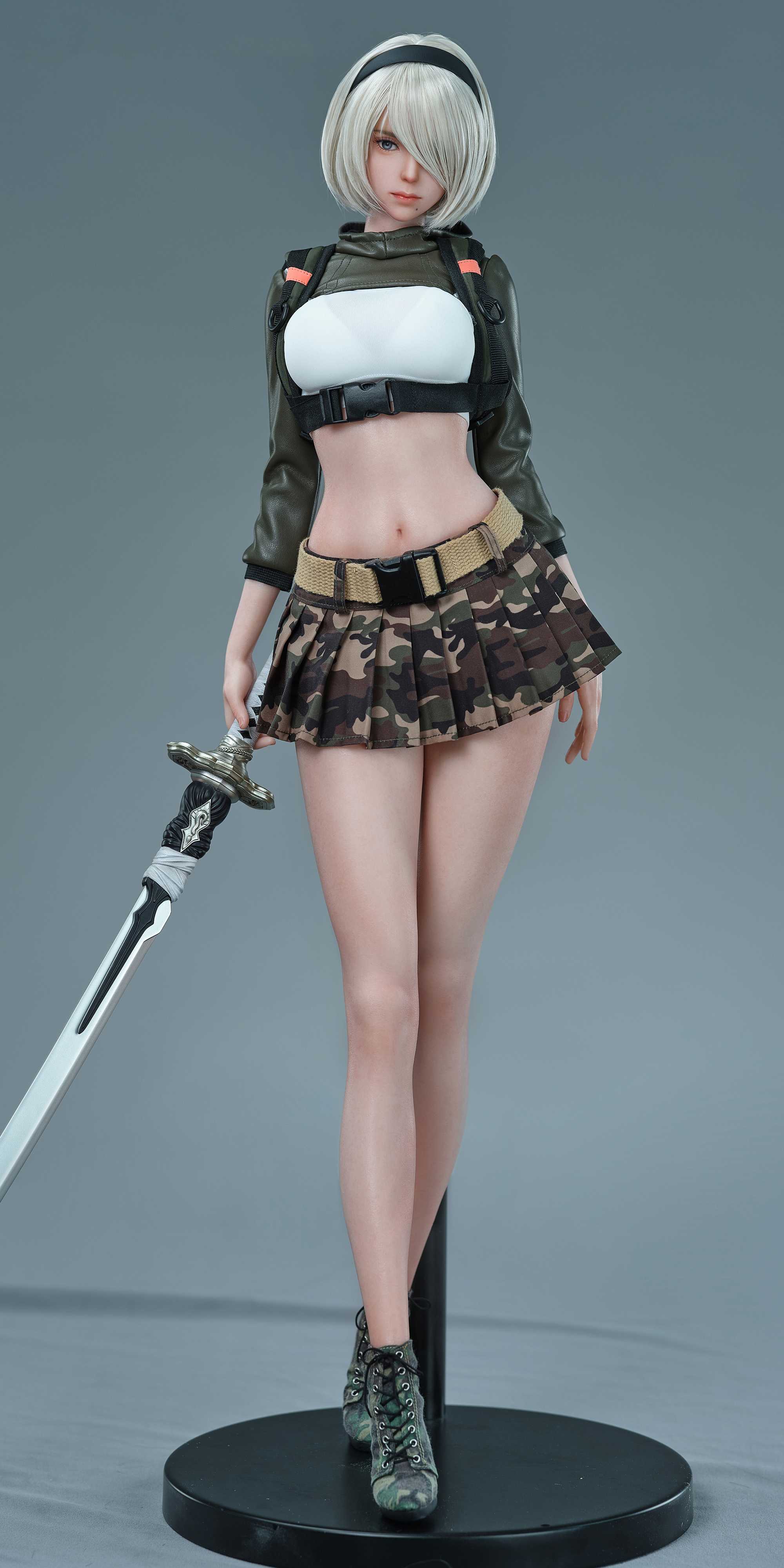 SGD002-1-3-Battle-Girl-Silicone-Statue-Figure-Dynamic--Static-Arts-Both-Heads (17).jpg