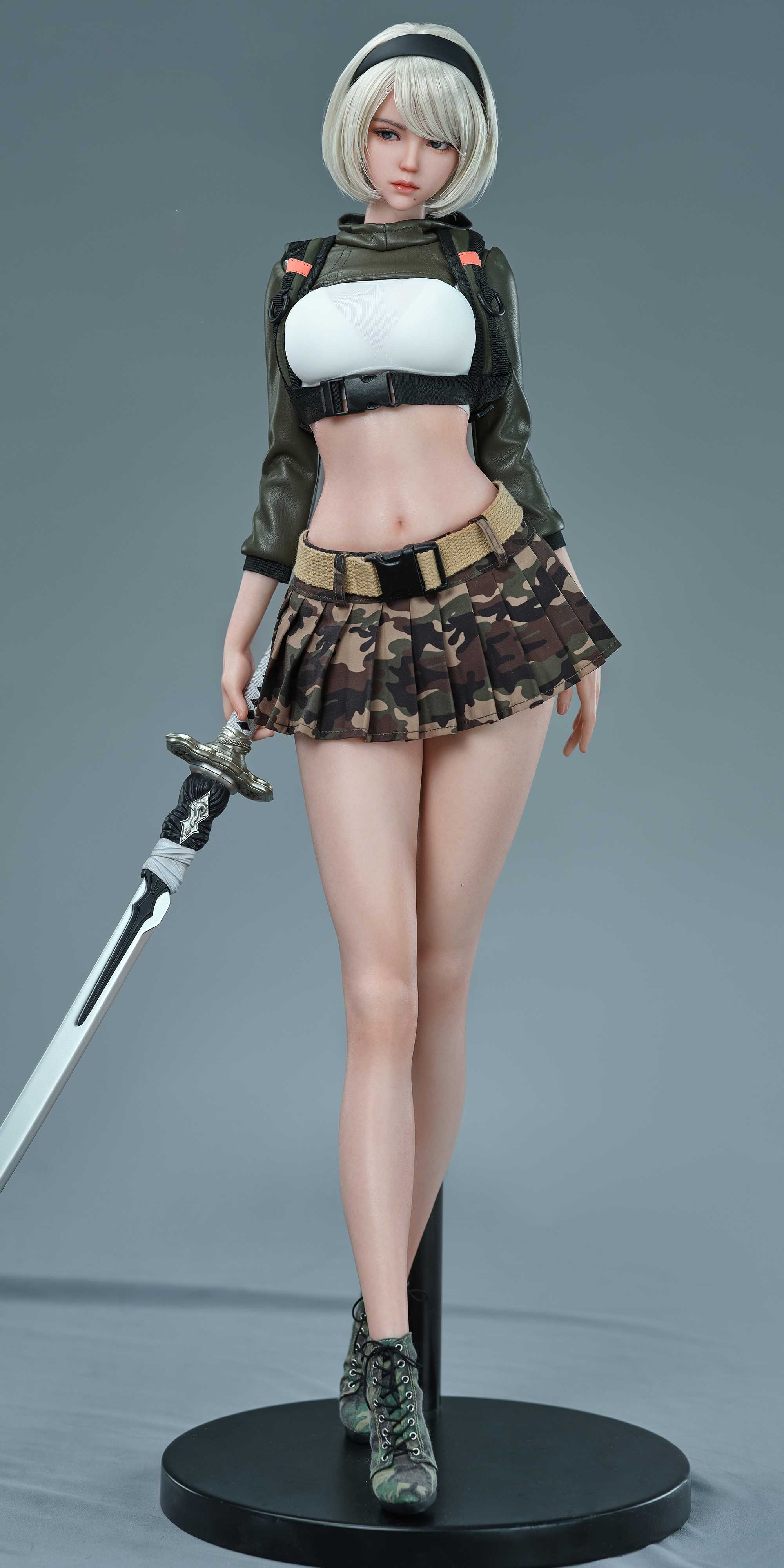 SGD002-1-3-Battle-Girl-Silicone-Statue-Figure-Dynamic--Static-Arts-Both-Heads (18).jpg