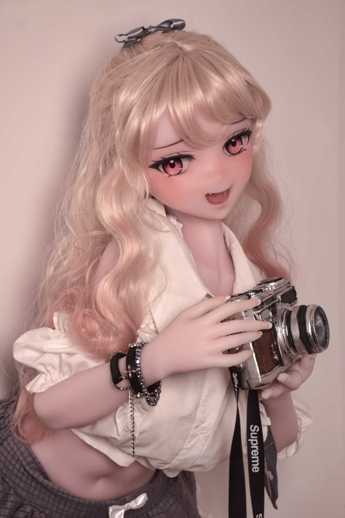 RAD046-Off-C06.jpg