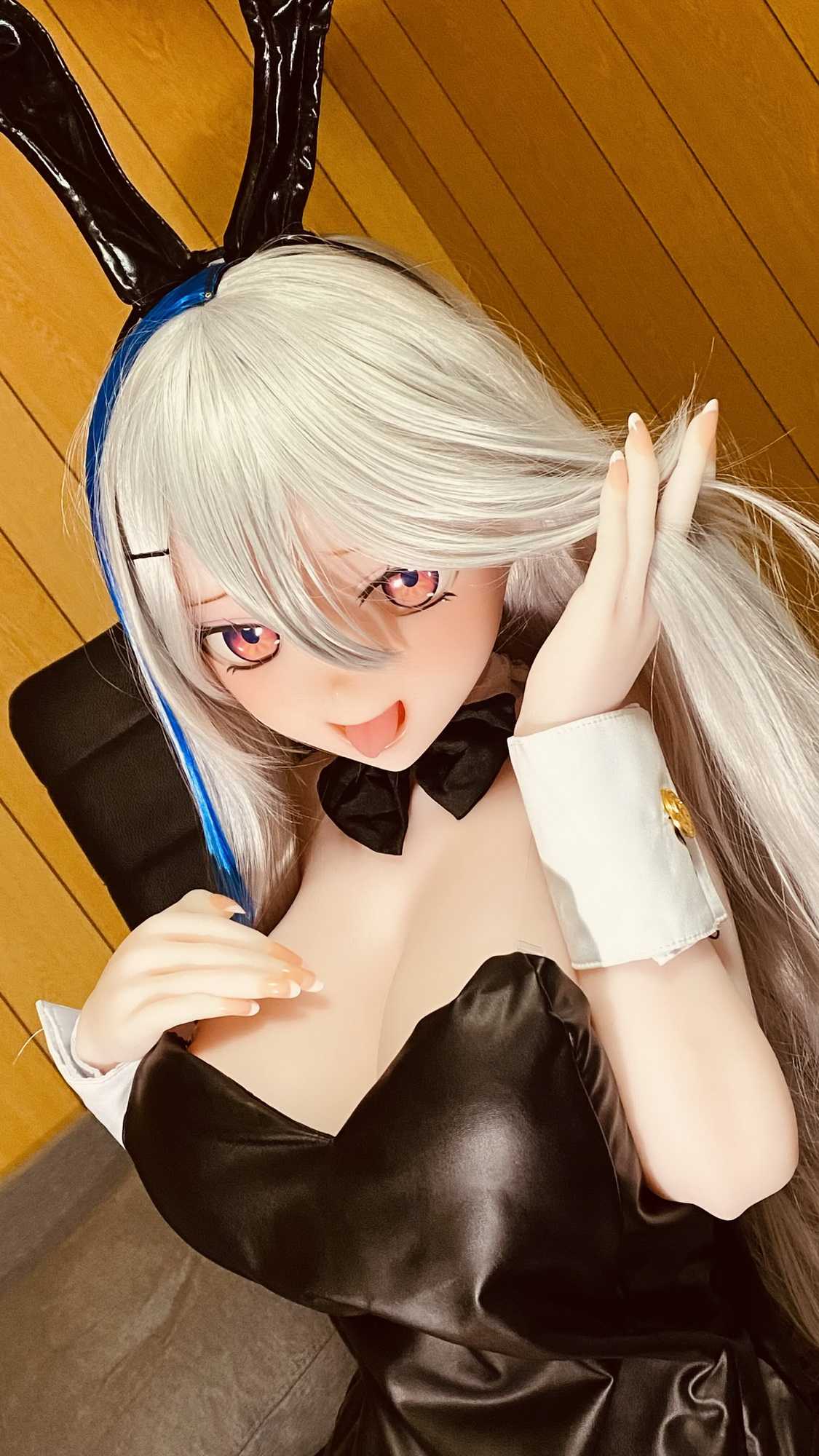 10-Customized bunny girl costume-04.jpg